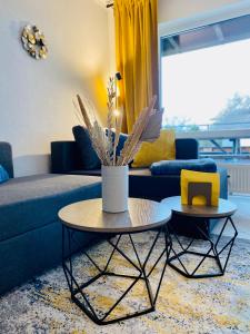 Posezení v ubytování Apartment Krautinsel mit Seeblick