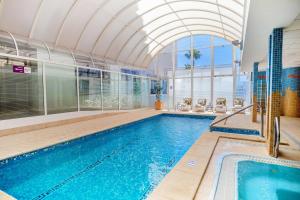 Basen w obiekcie Hotel Servigroup La Zenia 4 Sup lub w pobliżu