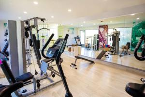 Centrum fitness w obiekcie Hotel Servigroup La Zenia 4 Sup