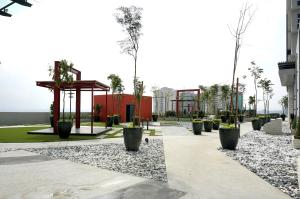 Zahrada ubytování AZFA Duplex Suite at De Centrum Putrajaya Bangi FREE WIFI