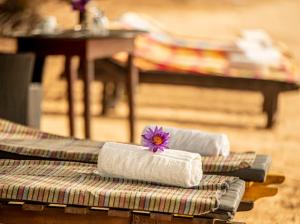 Фотография из галереи Frangipani Beach Villa в Тангалле