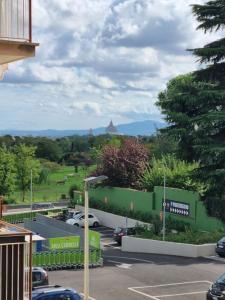 A general mountain view or a mountain view taken from Az apartmant