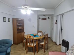 Χώρος καθιστικού στο Depto. 2 ambientes +10 φωτογραφίες