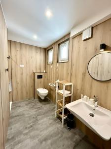 Koupelna v ubytování Hôtel du Musée + 37 fotografií