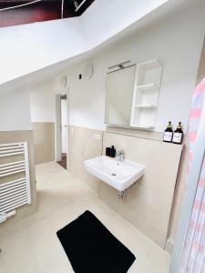 Koupelna v ubytování Deluxe Apartment Stuttgart Zuffenhausen