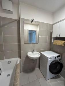 Modern cabin with garage 1135 Budapest, Szabolcs utca 23 kép - 2