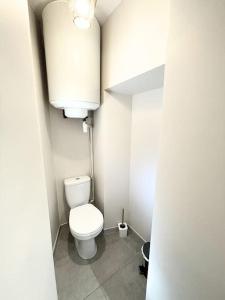 Kúpeľňa v ubytovaní Studio bien équipé avec clim Proche gare et centre-ville
