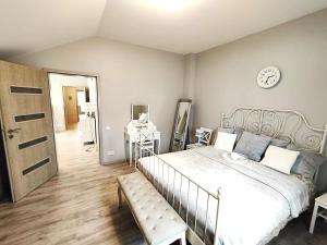 Postel nebo postele na pokoji v ubytování Apartmány U Obory