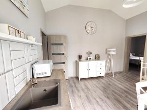 Fotografie z fotogalerie ubytování Apartmány U Obory v destinaci Nechánice