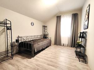 Postel nebo postele na pokoji v ubytování Apartmány U Obory