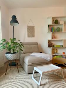 Ruang duduk di Gemütliches Appartement in Bad Wilhelmshöhe