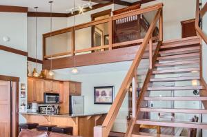 Η κουζίνα ή μικρή κουζίνα στο Stonegate Resort Unit A402