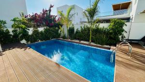 Bazén v ubytování Luxury Paradise Villa nebo v jeho okolí
