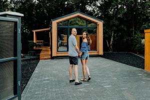 Hostia v ubytovaní Maroska Forest Cabin & Wellness