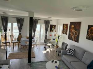 Posezení v ubytování River House Zizi