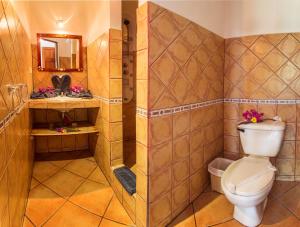 Ein Badezimmer in der Unterkunft Hotel Laguna del Cocodrilo