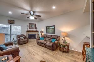 Et opholdsområde på CW B201 Comal Riverbahn Retreat B201