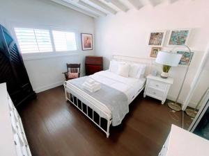 Φωτογραφία από το άλμπουμ του Walk 2 Beach, Parking, AC, WD,15min 2LAX,Remodel σε Manhattan Beach