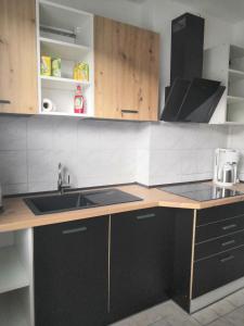 Η κουζίνα ή μικρή κουζίνα στο Monteurzimmer und Reisende +5 φωτογραφίες