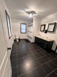 Fotografie z fotogalerie ubytování Peaceful home in mount bethel, PA v destinaci Mount Bethel + 33 fotografií