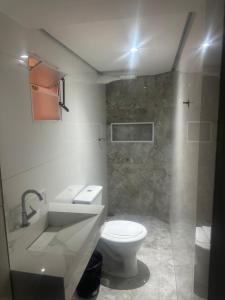 Koupelna v ubytování Hotel Maraja 9 de julho