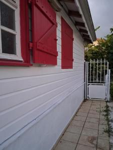 Zgradba, v kateri se nahaja apartma