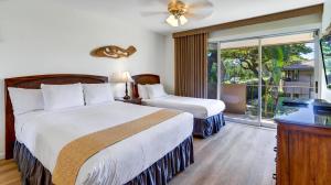 En eller flere senge i et værelse på Maui Eldorado D200 - 2 Bedroom + 34 billeder