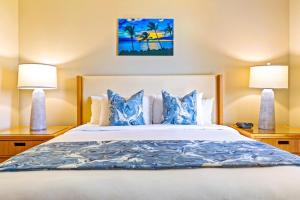 Postel nebo postele na pokoji v ubytování KBM Resorts FREE CAR Honua Kai Hokulani Ocean view 2-Bedroom Condo Recently Remodeled HKH-409
