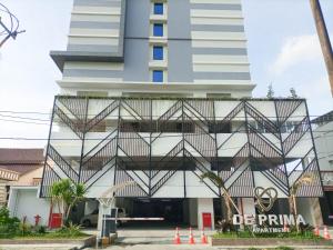 Tòa nhà nơi căn hộ tọa lạc