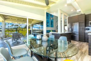 Gallery image of KBM Resorts FREE CAR Kapalua Bay Villa Ocean view 2-Bedroom Condo Gorgeously Remodeled KBV-32B2 in Kapalua