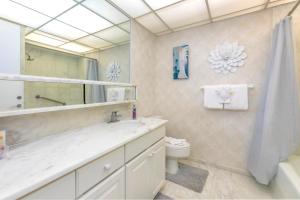 Koupelna v ubytování KBM Resorts FREE CAR The Whaler Ocean view 1-Bedroom Recently Updated WH2-1169 + 33 fotografií