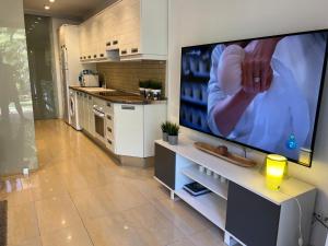 Zdjęcie z galerii obiektu PUERTO BANUS CRYSTAL Suite w Marbelli
