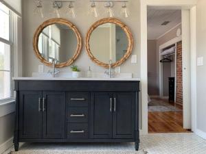 Fotografie z fotogalerie ubytování Be A Nomad - Fig Tree Inn - Steps to Beach v destinaci Jacksonville Beach