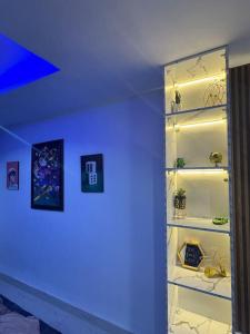 Foto dalla galleria di Cozy Pent House with Balcony for R&R a Ankuru