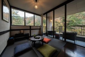 Posezení v ubytování Onsen Guest House Tsutaya