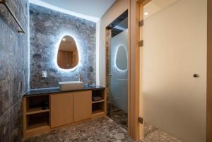 Koupelna v ubytování Hotel Hyggelig + 37 fotografií