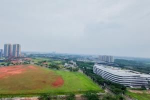 Fotografie z fotogalerie ubytování Well Appointed and Fancy 2BR at Sky House BSD Apartment By Travelio v destinaci Tangerang