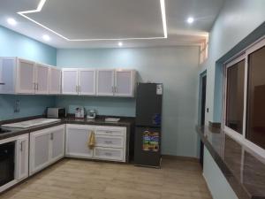 Clarisse Lodge Rez的厨房或小厨房