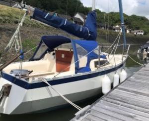 Phong cảnh thiên nhiên gần thuyền +2 ảnh