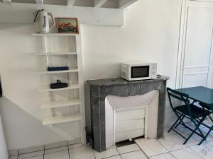 TV a/nebo společenská místnost v ubytování Les Balconnets Ap3 centre ville