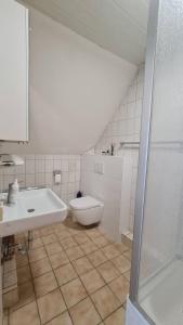 Koupelna v ubytování Gästehaus Zimmer #7 Jülich + 15 fotografií