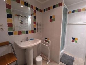 Koupelna v ubytování Le Petit Chalet Bellevue - COSY calme parking