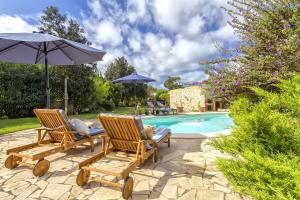 Πισίνα στο ή κοντά στο Alghero Villa Rujia with garden and pool
