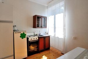 Kuchnia lub aneks kuchenny w obiekcie Hotel Vardzia K A L A