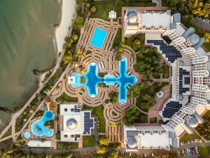 Bazén v ubytování Dreams Sunny Beach Resort and Spa - Premium All Inclusive nebo v jeho okolí
