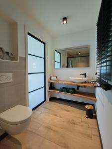 Koupelna v ubytování B&B Speulderveld