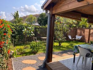 Zahrada ubytování bungalow leu gadiamb