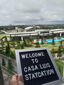 Bazén v ubytování Casa Luis Staycation SMDC Tagaytay nebo v jeho okolí