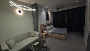 Posezení v ubytování The Luxe Living