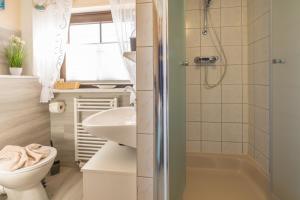 Bilik mandi di Seeblick - Sellin